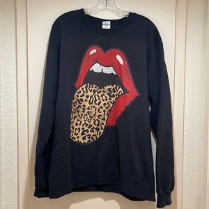 Black crew neck sweater